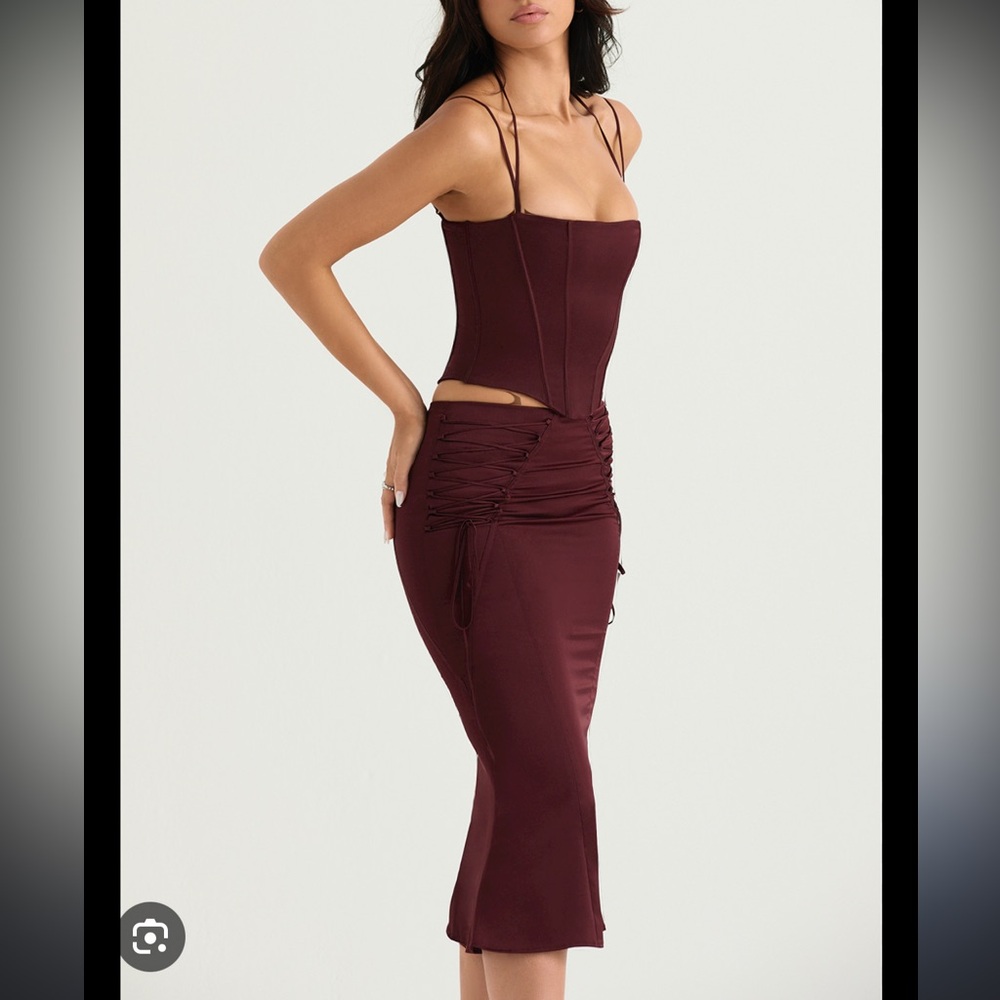 HOUSE OF CB CHANTELLE CORSET TOP & SIDONIE SKIRT SET